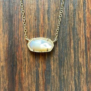 Beautiful Kendra Scott Necklace